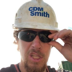 Meet your Posher, Leedog